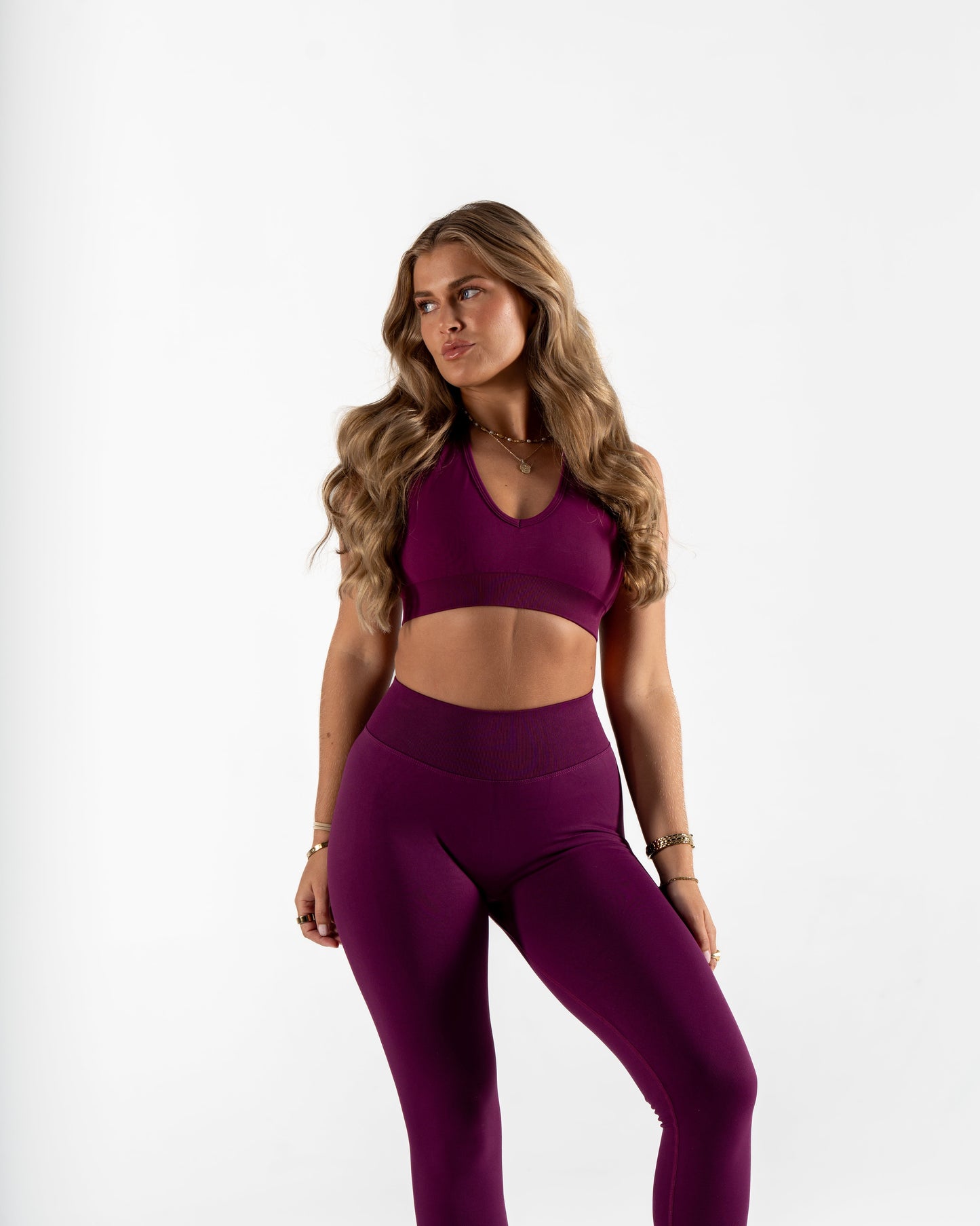 RECOIL HALTER CROP - BERRY