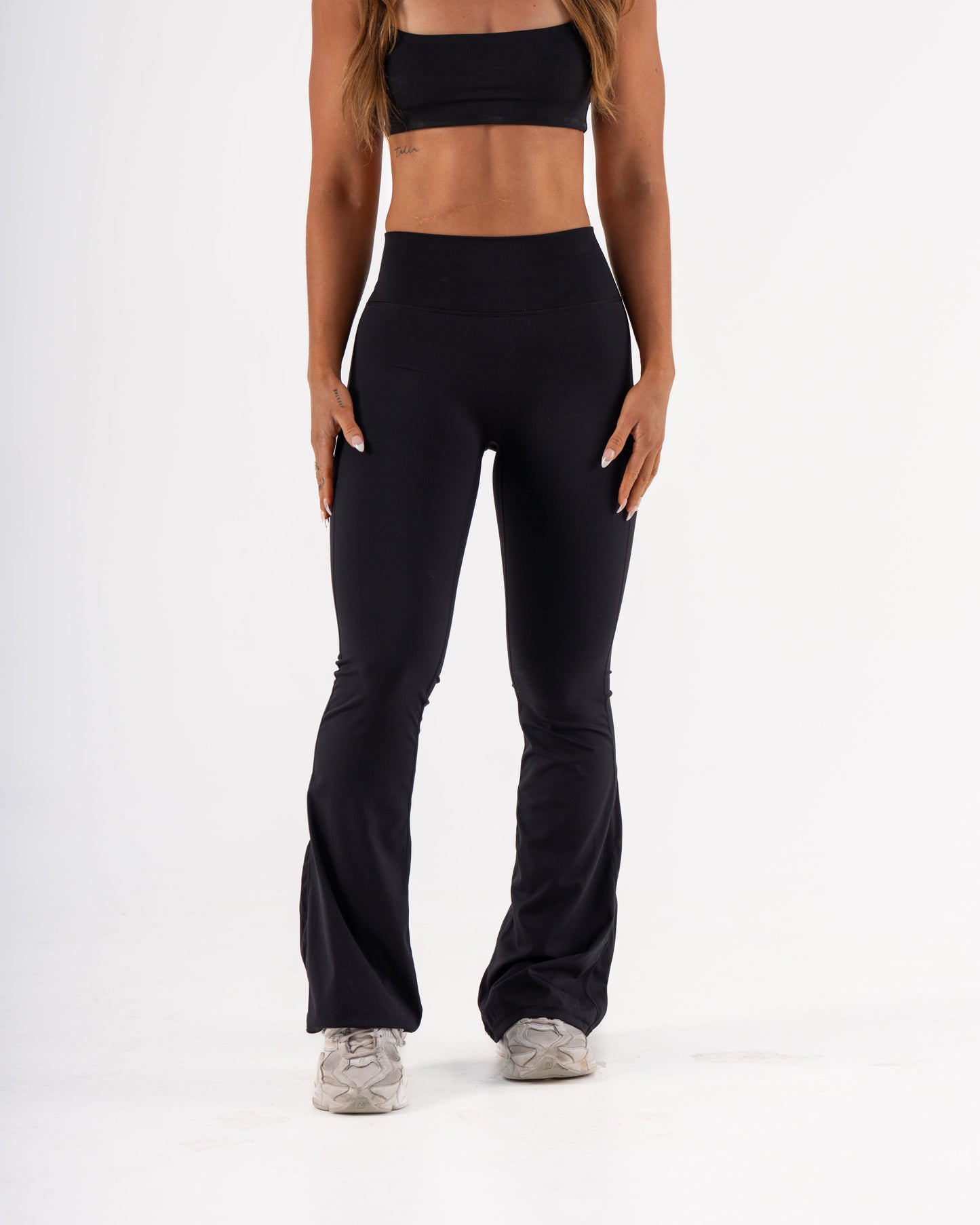 SIGNATURE FLARE PANTS LONG LENGTH - BLACK